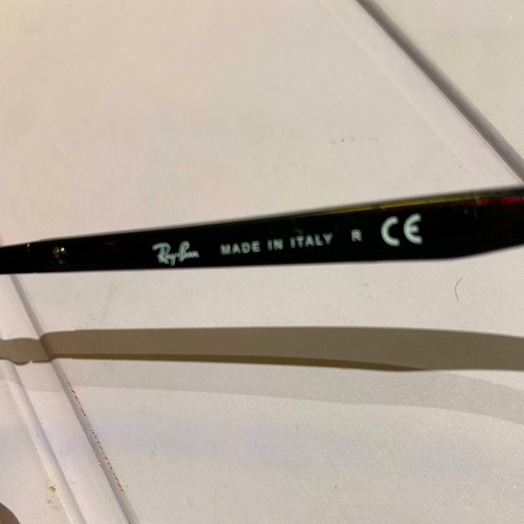 Ray ban G-15 shades in full black. - Picture 2 of 3